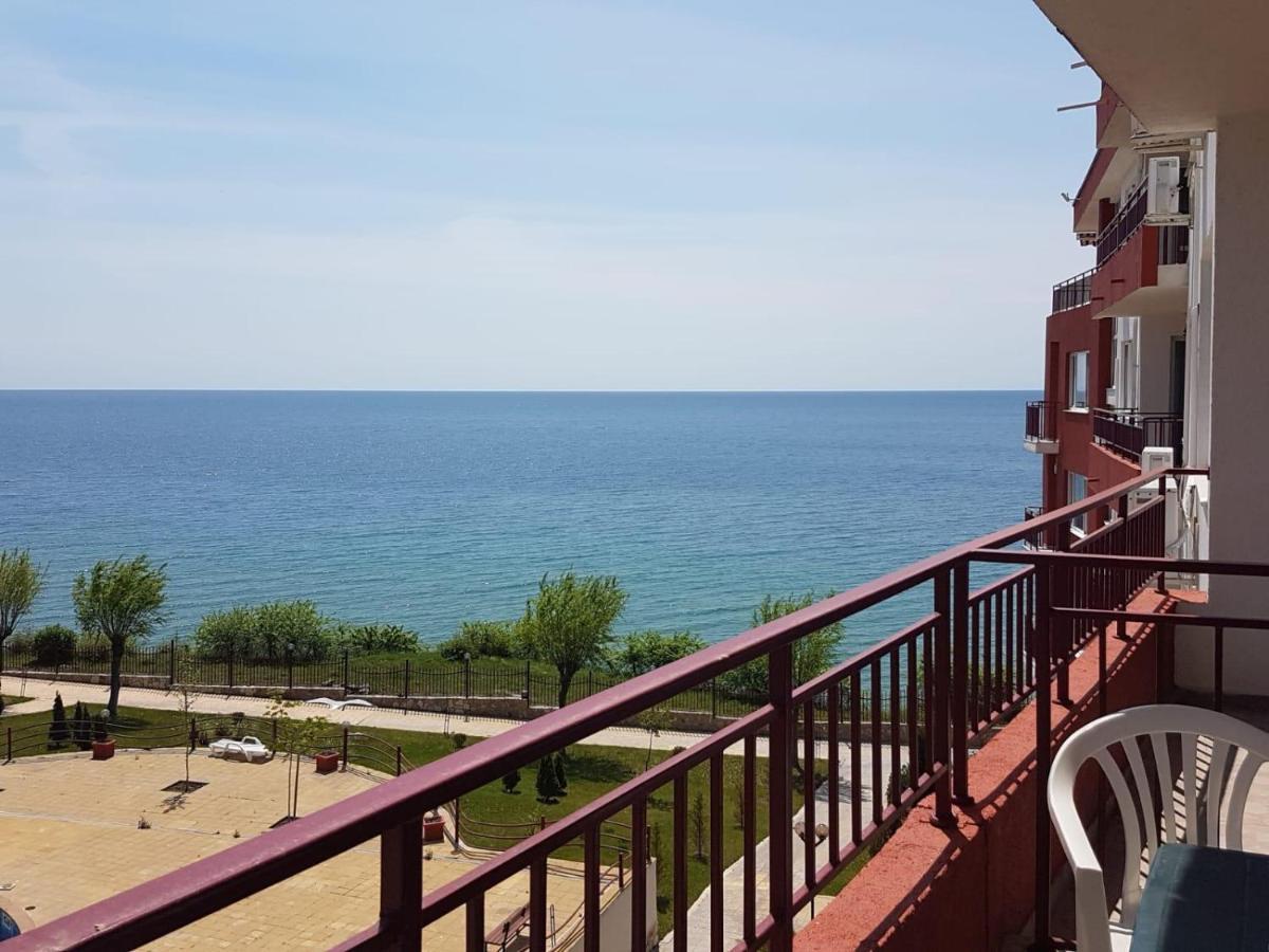SEA VIEV APARTMENTS in PANORAMA MARINA FORT BEACH Sweti Wlas Exterior foto