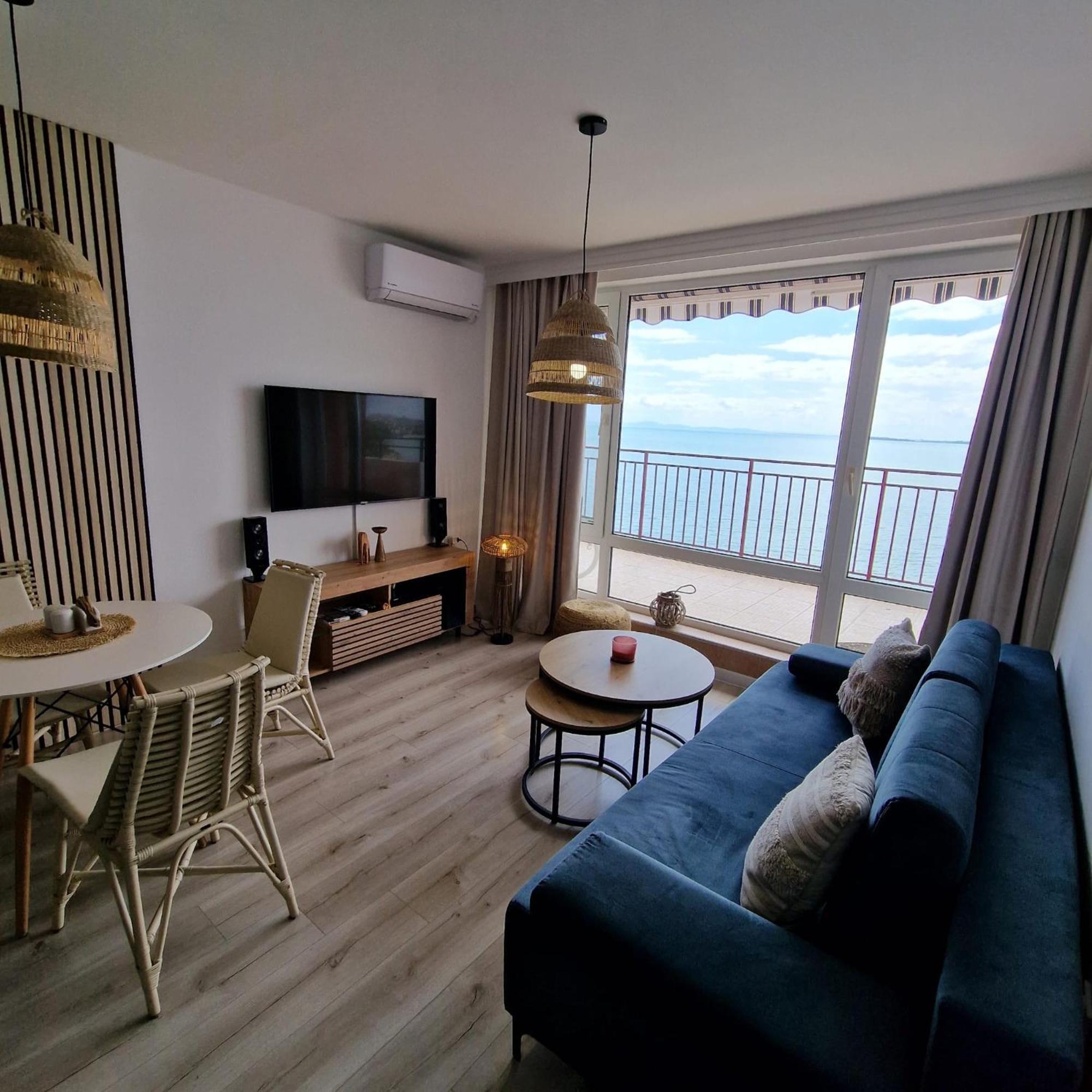 SEA VIEV APARTMENTS in PANORAMA MARINA FORT BEACH Sweti Wlas Exterior foto