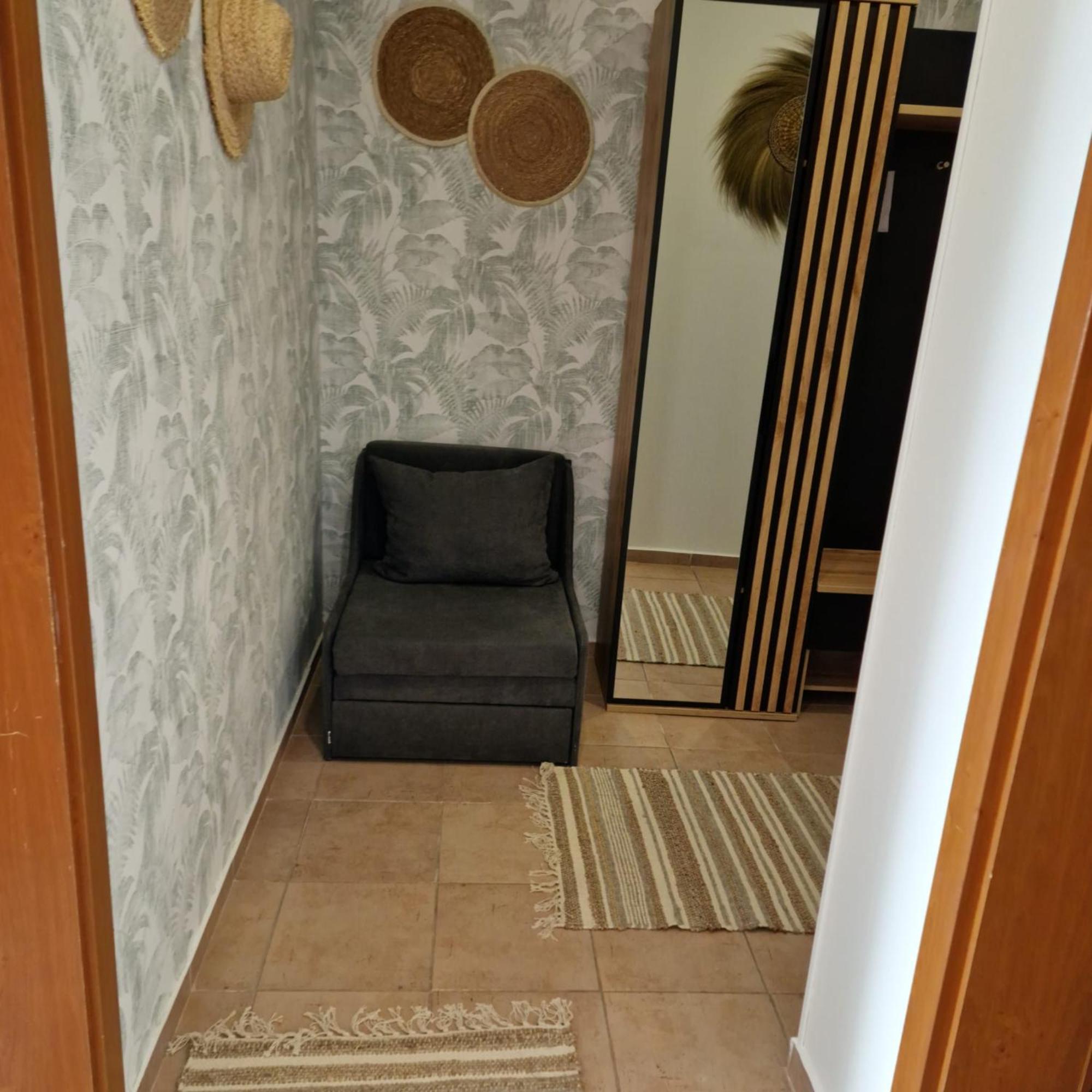 SEA VIEV APARTMENTS in PANORAMA MARINA FORT BEACH Sweti Wlas Exterior foto